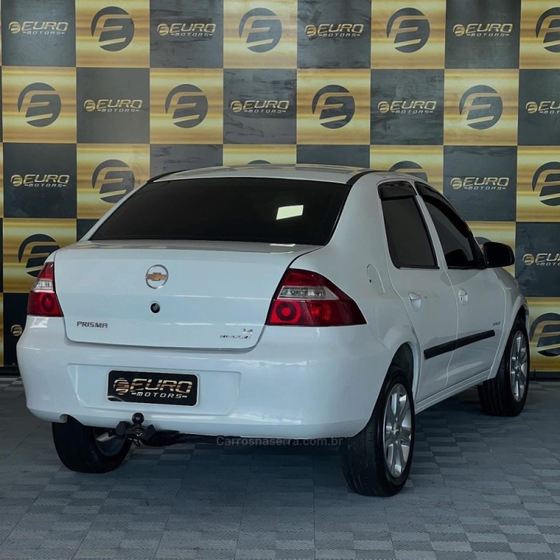 PRISMA 1.0 MPFI LT 8V FLEX 4P MANUAL - 2011 - PORTãO