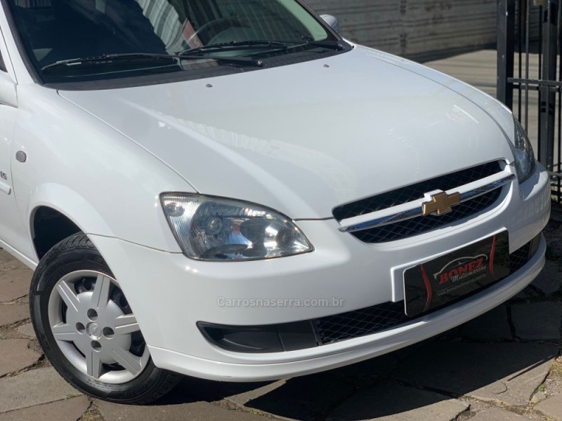 CLASSIC 1.0 MPFI LS 8V FLEX 4P MANUAL - 2011 - CAXIAS DO SUL