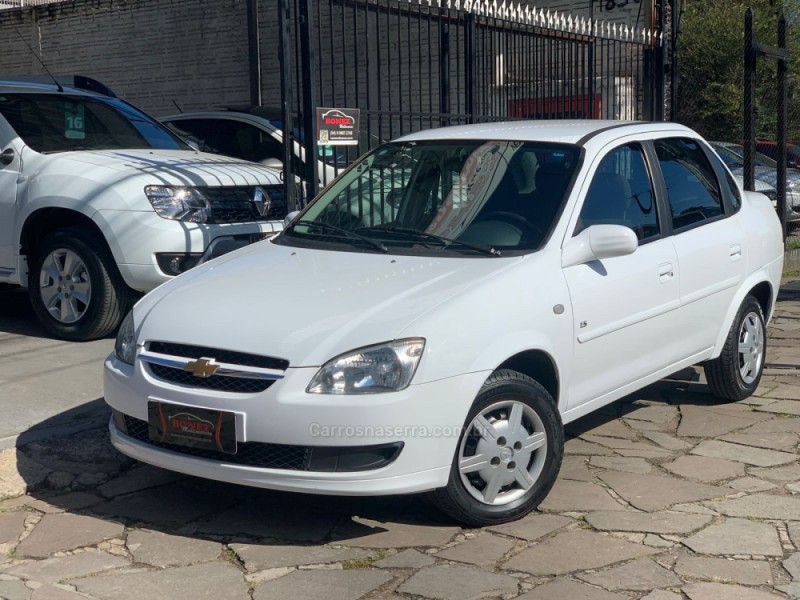 CLASSIC 1.0 MPFI LS 8V FLEX 4P MANUAL - 2011 - CAXIAS DO SUL