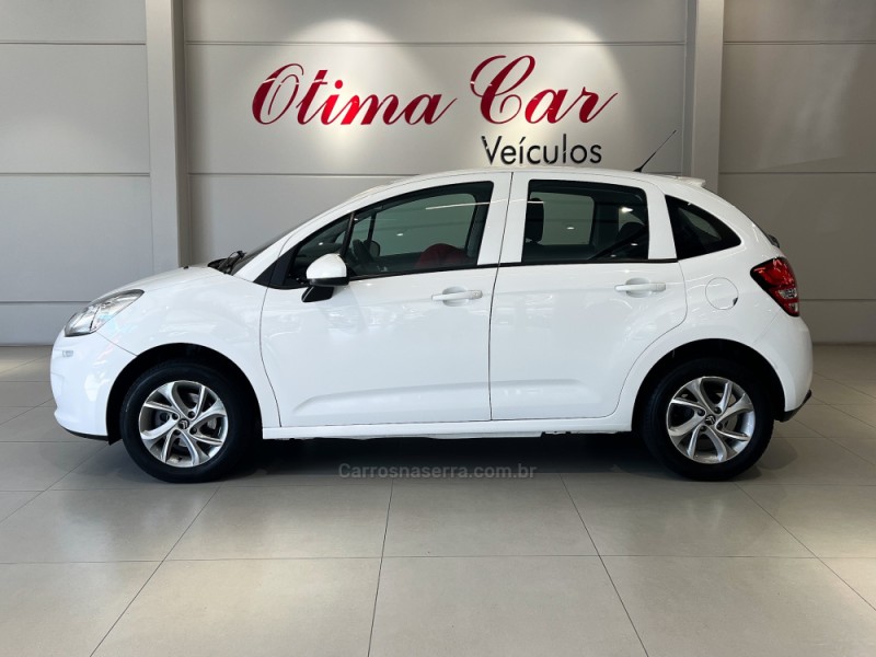 C3 1.5 ATTRACTION 8V FLEX 4P MANUAL - 2017 - FLORES DA CUNHA