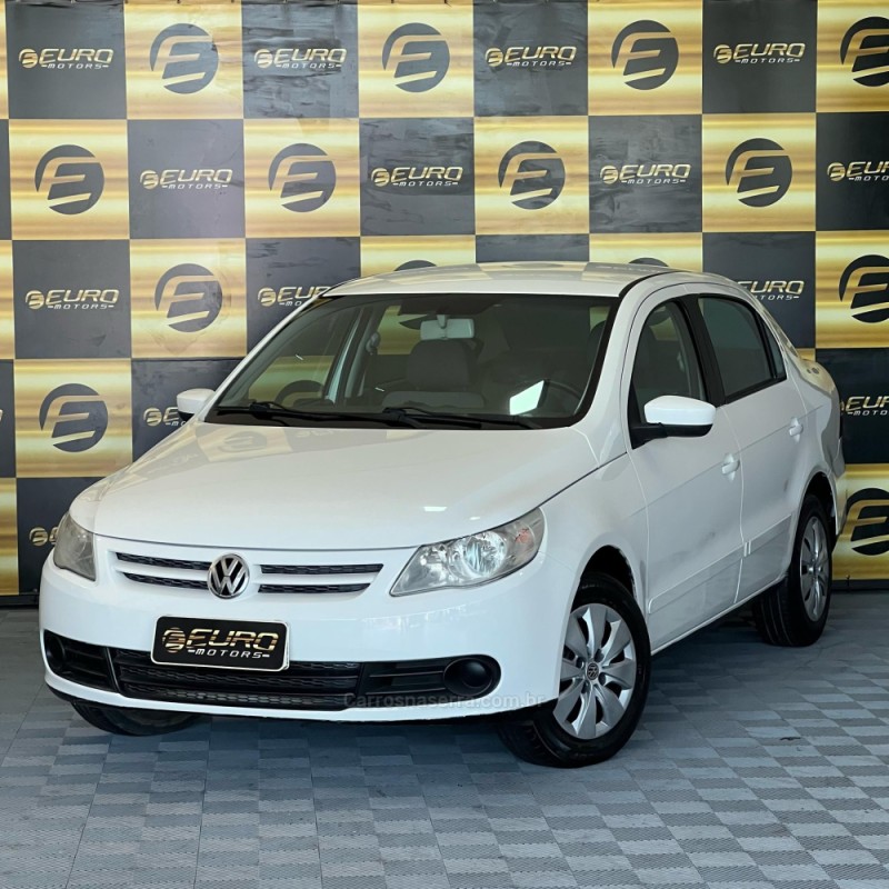 VOYAGE 1.0 I TREND 16V FLEX 4P MANUAL - 2011 - PORTãO