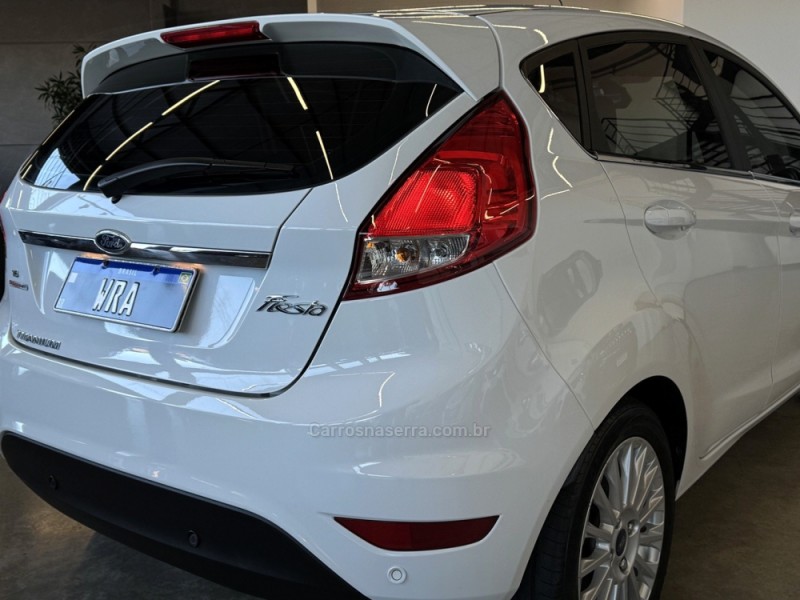 FIESTA 1.6 TITANIUM HATCH 16V FLEX 4P AUTOMÁTICO - 2014 - BENTO GONçALVES