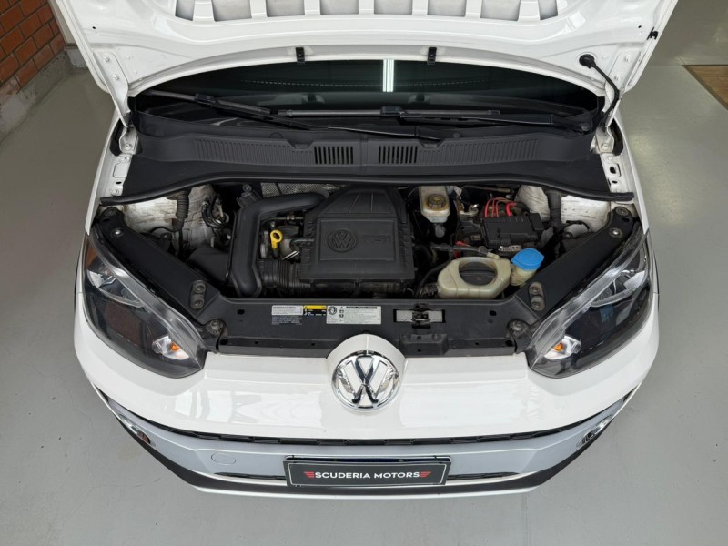 UP 1.0 TSI CROSS 12V FLEX 4P MANUAL - 2017 - BENTO GONçALVES