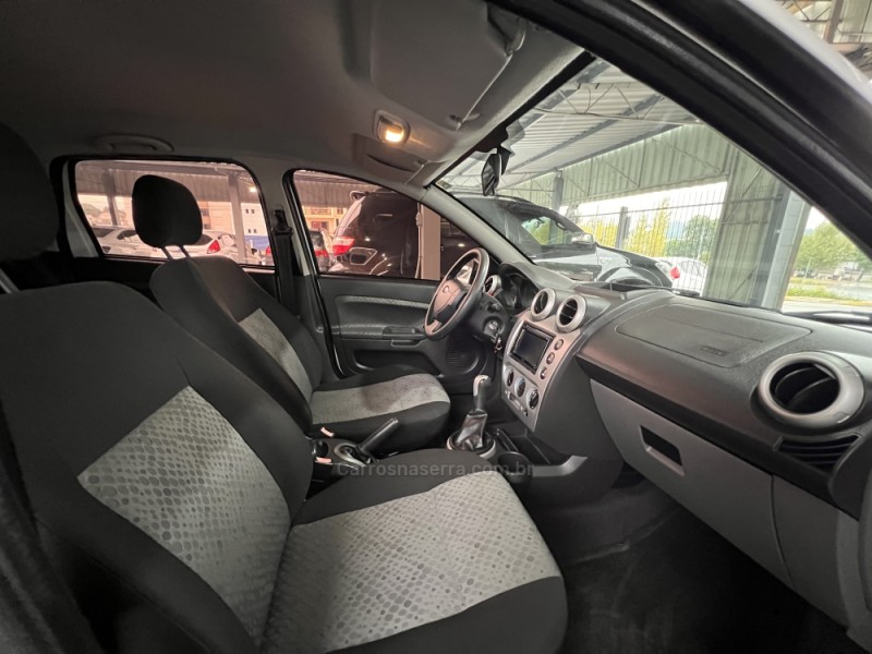 FIESTA 1.6 ROCAM SE 8V FLEX 4P MANUAL - 2014 - BOM PRINCíPIO