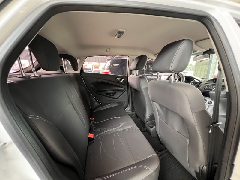 FIESTA 1.6 SE HATCH 16V FLEX 4P AUTOMÁTICO - 2016 - BOM PRINCíPIO