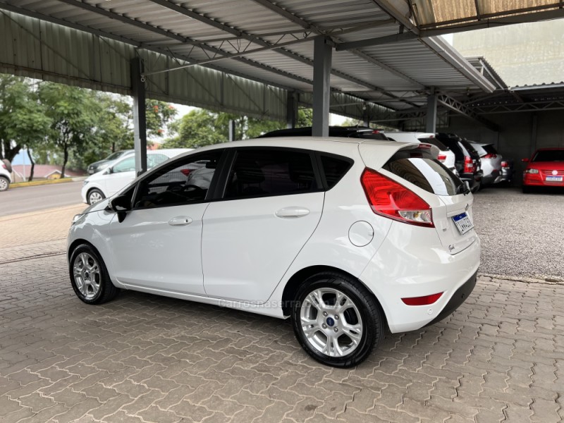 FIESTA 1.6 SE HATCH 16V FLEX 4P AUTOMÁTICO - 2016 - BOM PRINCíPIO