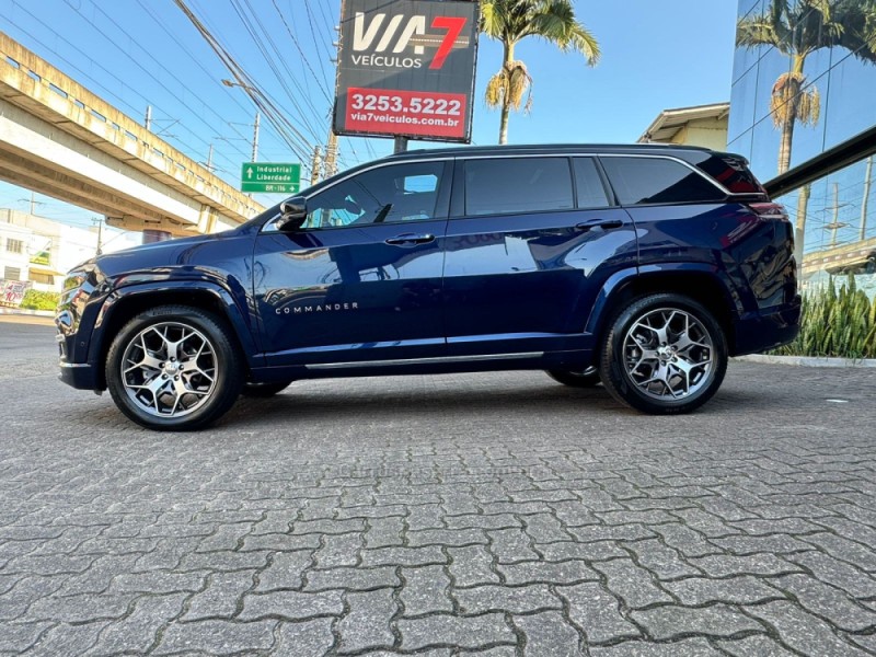 COMMANDER 1.3 OVERLAND T270 16V 4X2 TURBO FLEX 4P AUTOMÁTICO - 2022 - NOVO HAMBURGO