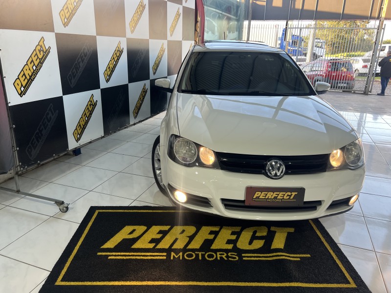 GOLF 1.6 MI SPORTLINE 8V FLEX 4P MANUAL - 2013 - PORTãO