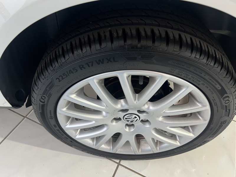GOLF 1.6 MI SPORTLINE 8V FLEX 4P MANUAL - 2013 - PORTãO
