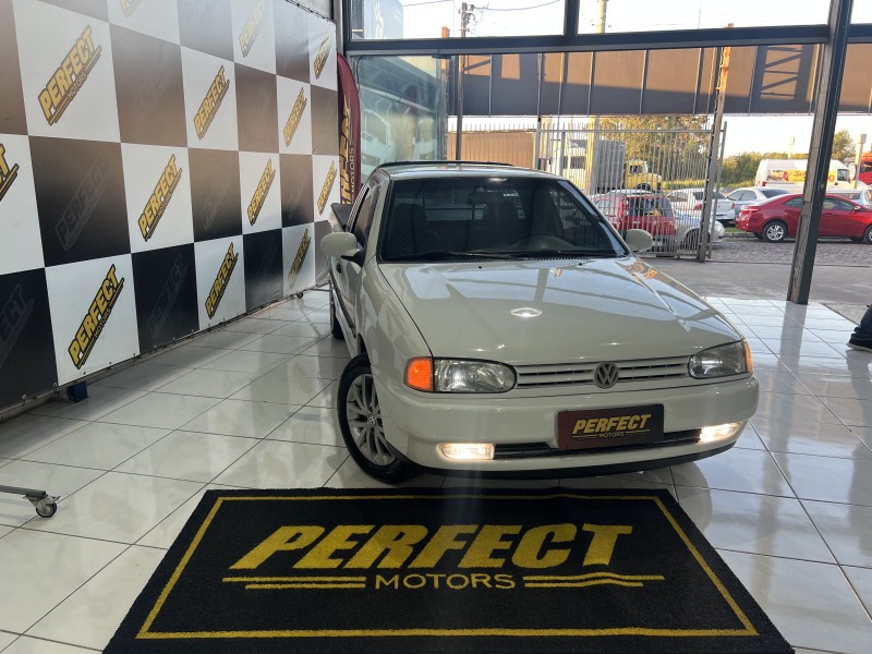 SAVEIRO 1.6 CL CS 8V GASOLINA 2P MANUAL - 2000 - PORTãO