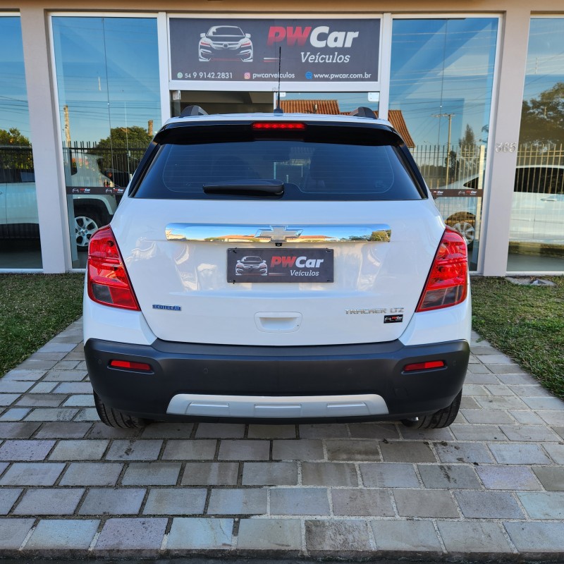 TRACKER 1.8 MPFI LTZ 4X2 16V FLEX 4P AUTOMÁTICO - 2014 - BENTO GONçALVES