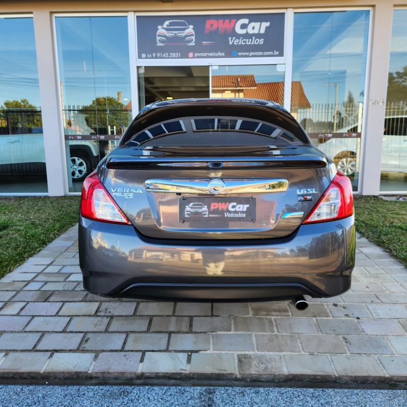 VERSA 1.6 16V FLEX UNIQUE 4P XTRONIC - 2017 - BENTO GONçALVES