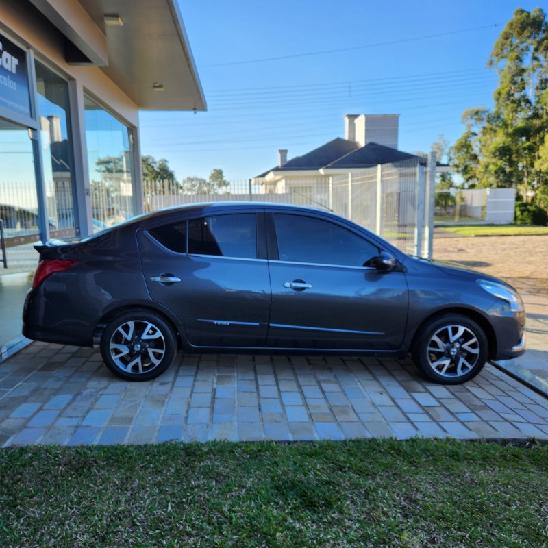 VERSA 1.6 16V FLEX UNIQUE 4P XTRONIC - 2017 - BENTO GONçALVES