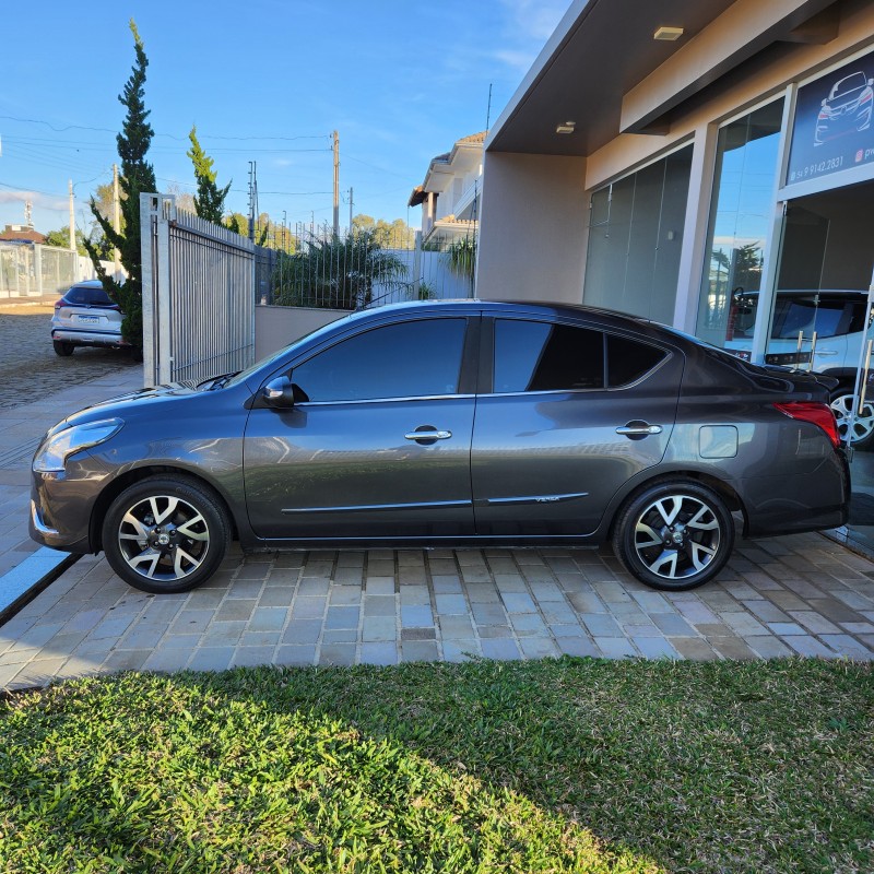 VERSA 1.6 16V FLEX UNIQUE 4P XTRONIC - 2017 - BENTO GONçALVES