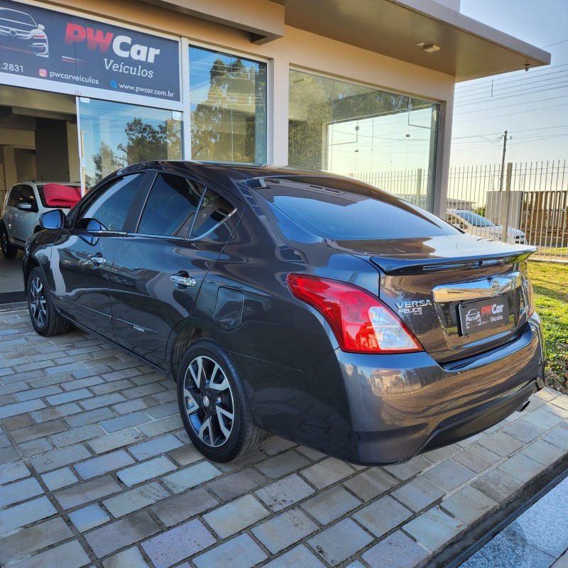 VERSA 1.6 16V FLEX UNIQUE 4P XTRONIC - 2017 - BENTO GONçALVES