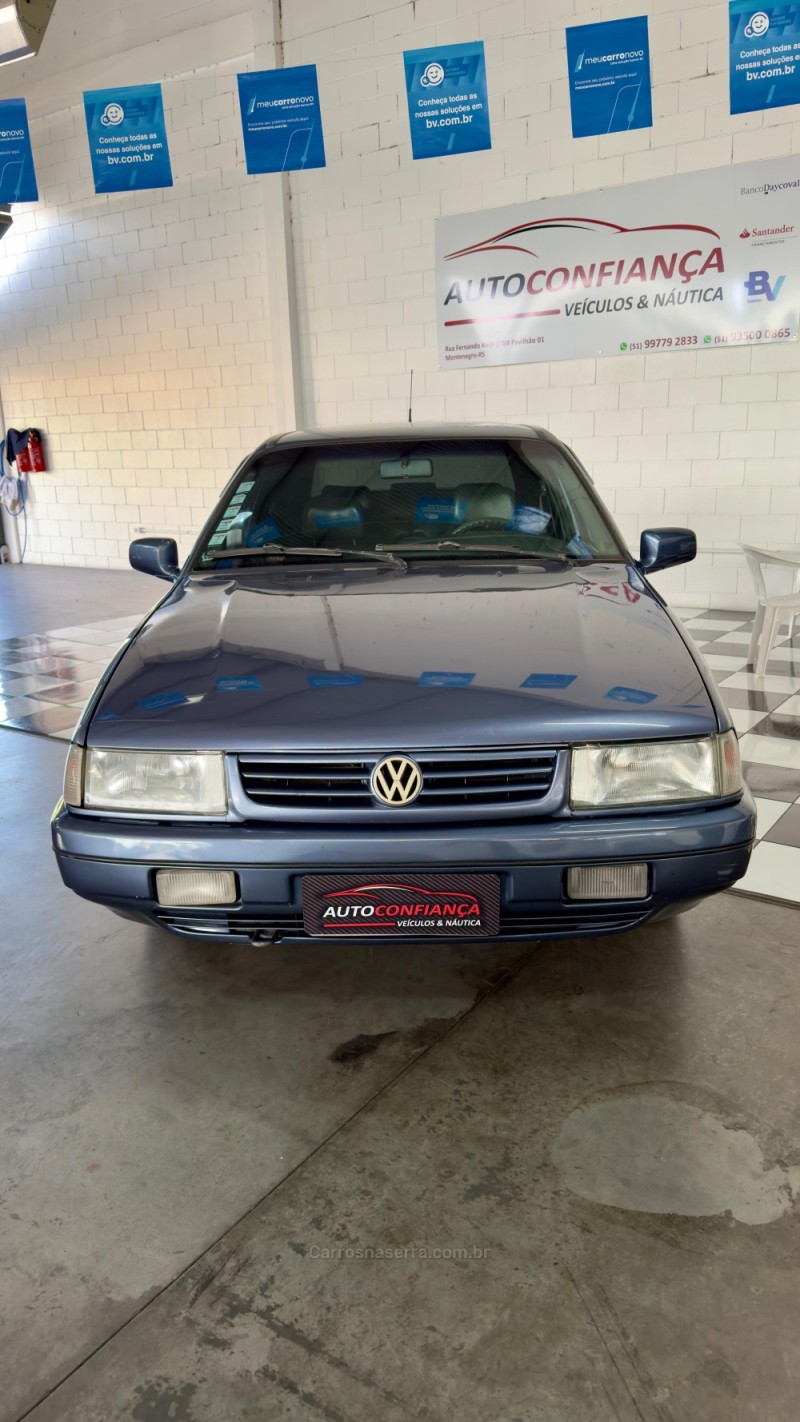 SANTANA 2.0 MI 8V GASOLINA 4P MANUAL - 2000 - MONTENEGRO
