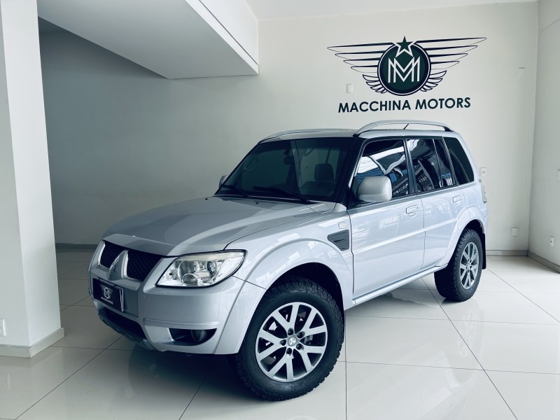 PAJERO TR4 2.0 4X2 16V 140CV FLEX 4P MANUAL - 2014 - CAXIAS DO SUL