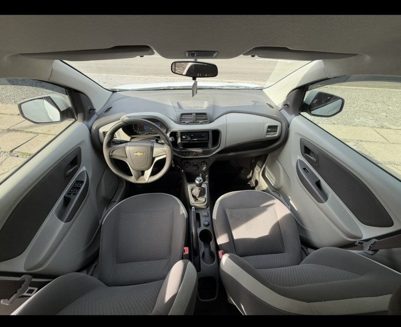 SPIN 1.8 LT 8V FLEX 4P MANUAL - 2015 - NOVA PETRóPOLIS