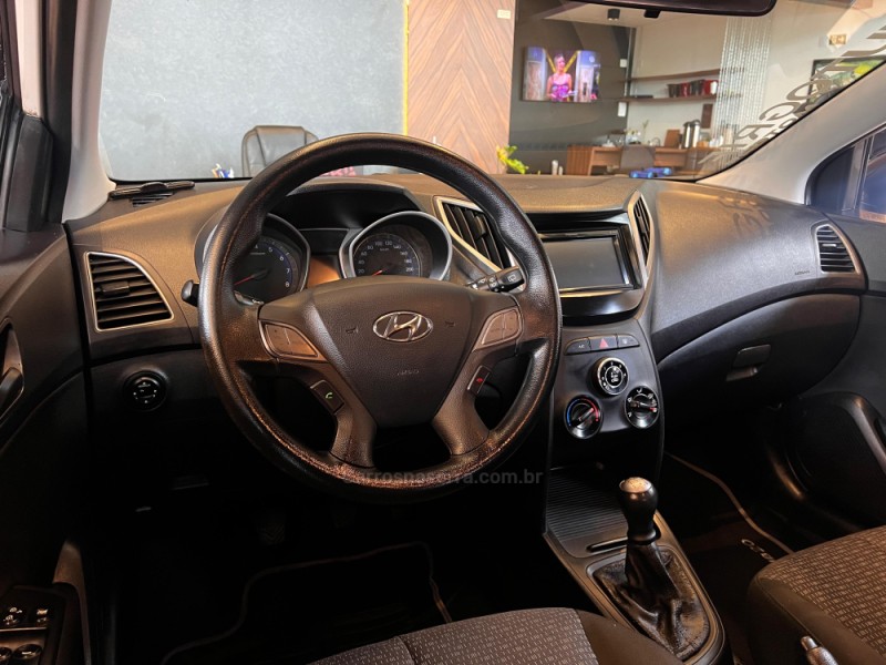HB20 1.0 COMFORT PLUS 12V FLEX 4P MANUAL - 2018 - CAMPO BOM