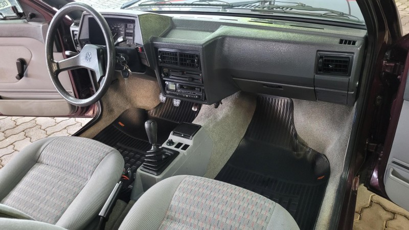 SAVEIRO 1.8 GL CS 8V GASOLINA 2P MANUAL - 1993 - GARIBALDI