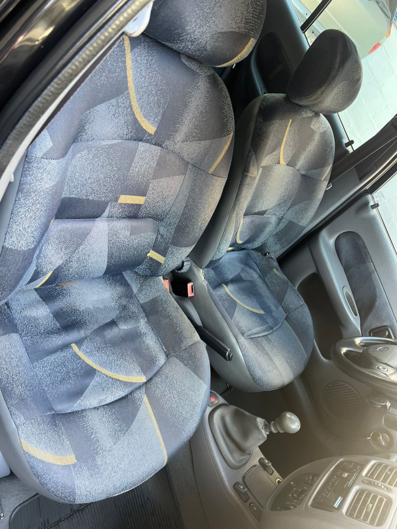 CLIO 1.6 EXPRESSION 16V FLEX 4P MANUAL - 2002 - CAXIAS DO SUL