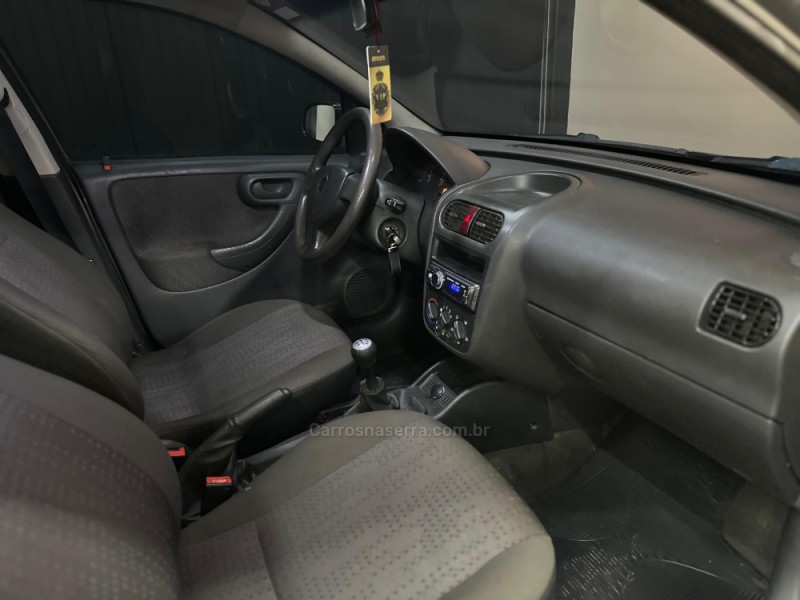 CORSA 1.4 MPFI MAXX 8V FLEX 4P MANUAL - 2011 - NOVO HAMBURGO