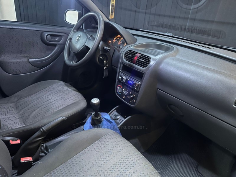 CORSA 1.4 MPFI MAXX 8V FLEX 4P MANUAL - 2011 - NOVO HAMBURGO