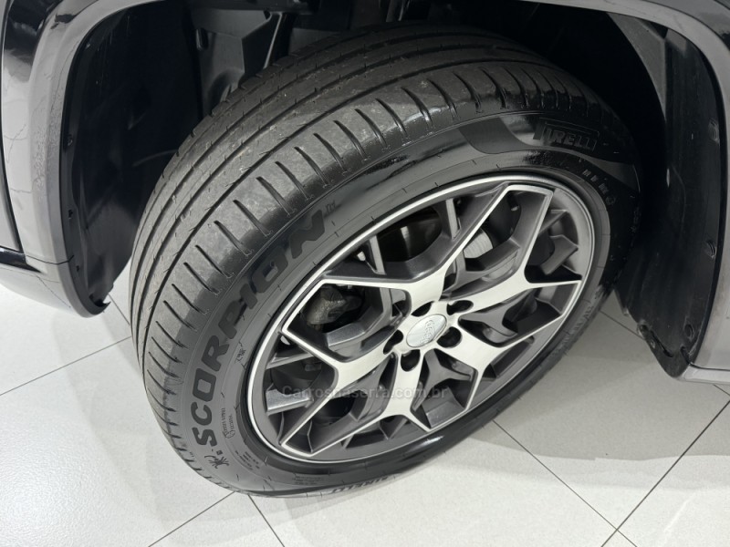 COMMANDER 1.3 OVERLAND T270 16V 4X2 TURBO FLEX 4P AUTOMÁTICO - 2022 - ERECHIM