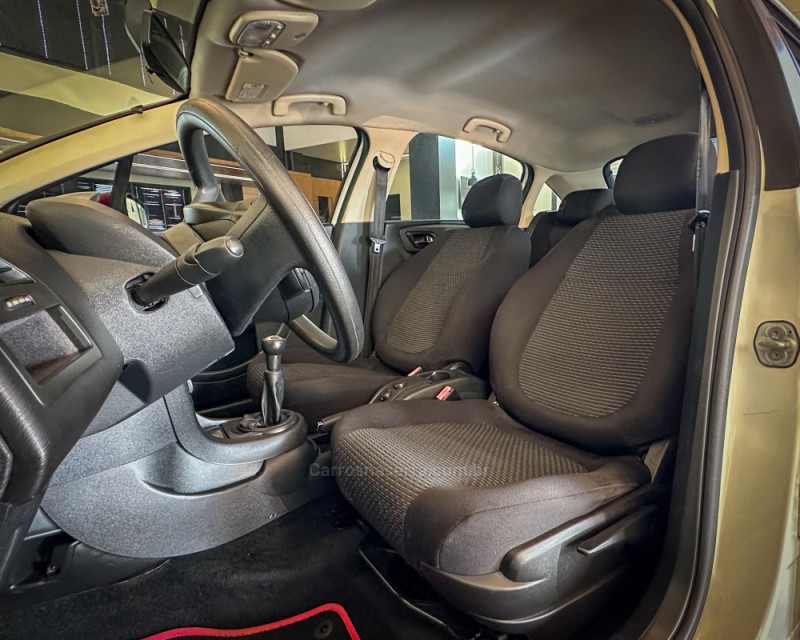C4 1.6 GLX COMPETITION 16V FLEX 4P MANUAL - 2014 - GARIBALDI
