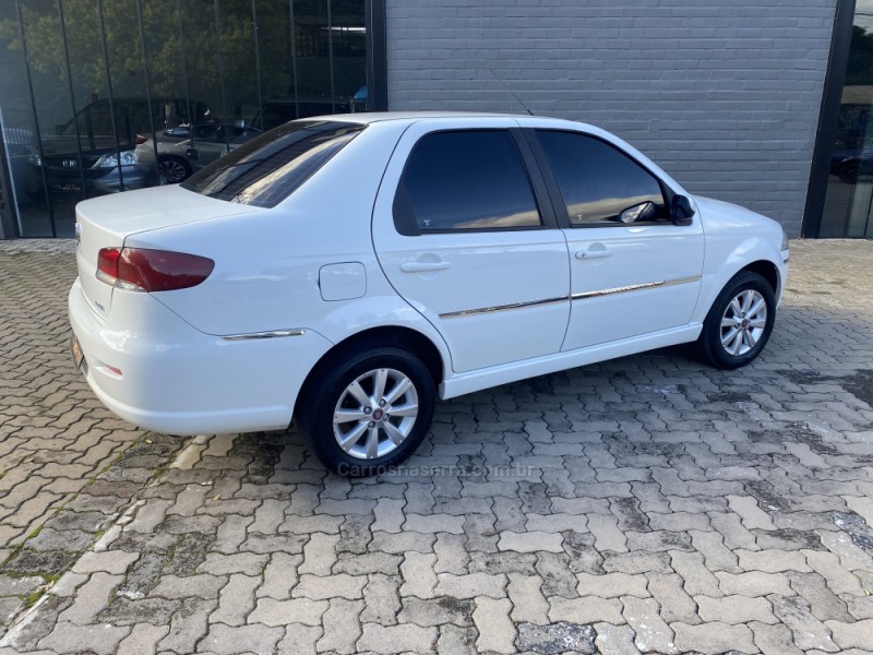 SIENA 1.4 MPI ELX 8V FLEX 4P MANUAL - 2010 - PORTãO