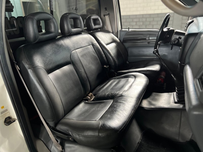 F-250 4.2 XL 4X2 CS TURBO INTERCOOLER DIESEL 2P MANUAL - 2000 - CAXIAS DO SUL
