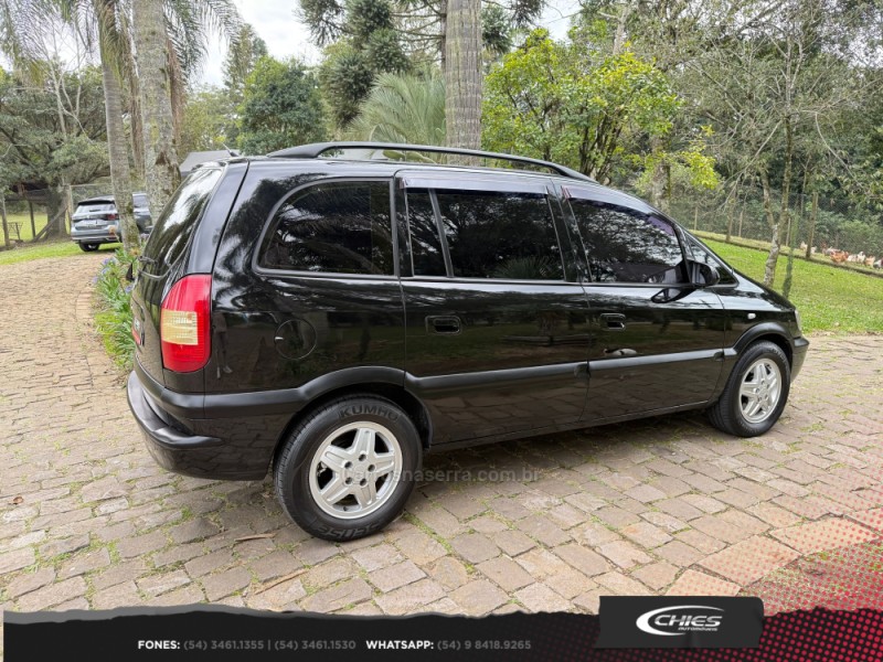 ZAFIRA 2.0 MPFI 16V GASOLINA 4P MANUAL - 2003 - CARLOS BARBOSA