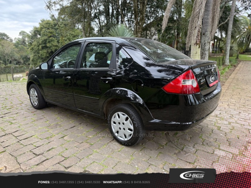 FIESTA 1.6 MPI CLASS SEDAN 8V FLEX 4P MANUAL - 2010 - CARLOS BARBOSA