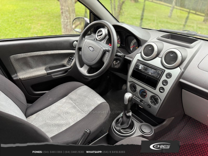 FIESTA 1.6 MPI CLASS SEDAN 8V FLEX 4P MANUAL - 2010 - CARLOS BARBOSA