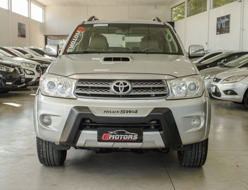 HILUX SW4 3.0 SRV 4X4 CD 16V TURBO INTERCOOLER DIESEL 4P AUTOMÁTICO - 2011 - NOVO HAMBURGO