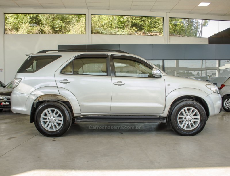HILUX SW4 3.0 SRV 4X4 CD 16V TURBO INTERCOOLER DIESEL 4P AUTOMÁTICO - 2011 - NOVO HAMBURGO