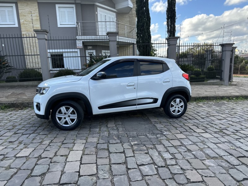 KWID 1.0 12V SCE FLEX INTENSE MANUAL - 2018 - CAXIAS DO SUL