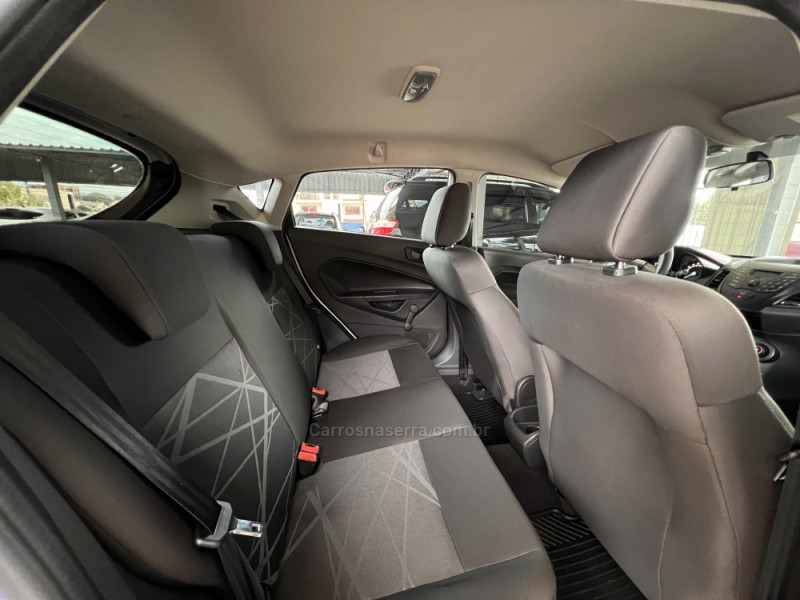 FIESTA 1.5 S HATCH 16V FLEX 4P MANUAL - 2016 - BOM PRINCíPIO