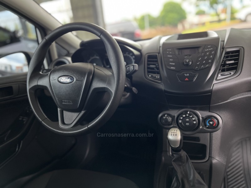 FIESTA 1.5 S HATCH 16V FLEX 4P MANUAL - 2016 - BOM PRINCíPIO