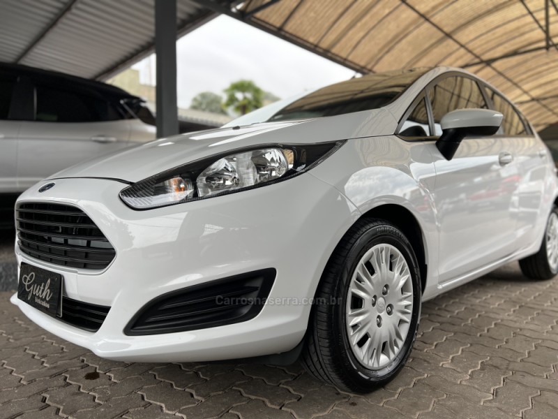FIESTA 1.5 S HATCH 16V FLEX 4P MANUAL - 2016 - BOM PRINCíPIO