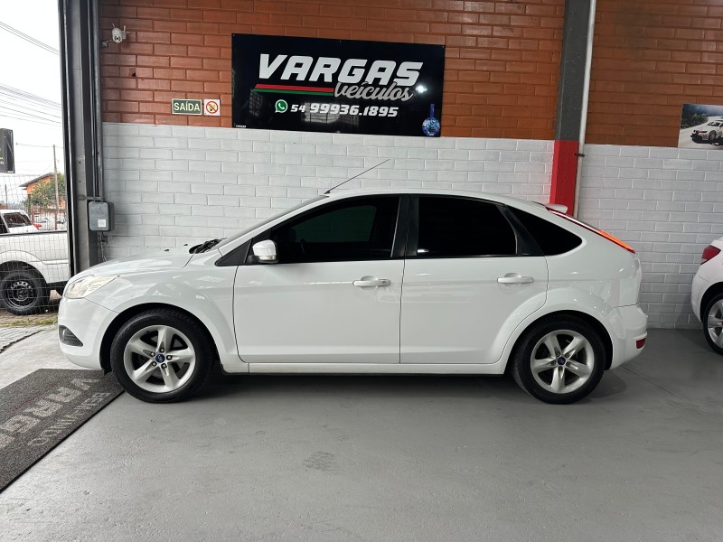 FOCUS 1.6 8V FLEX 4P MANUAL - 2012 - CAXIAS DO SUL