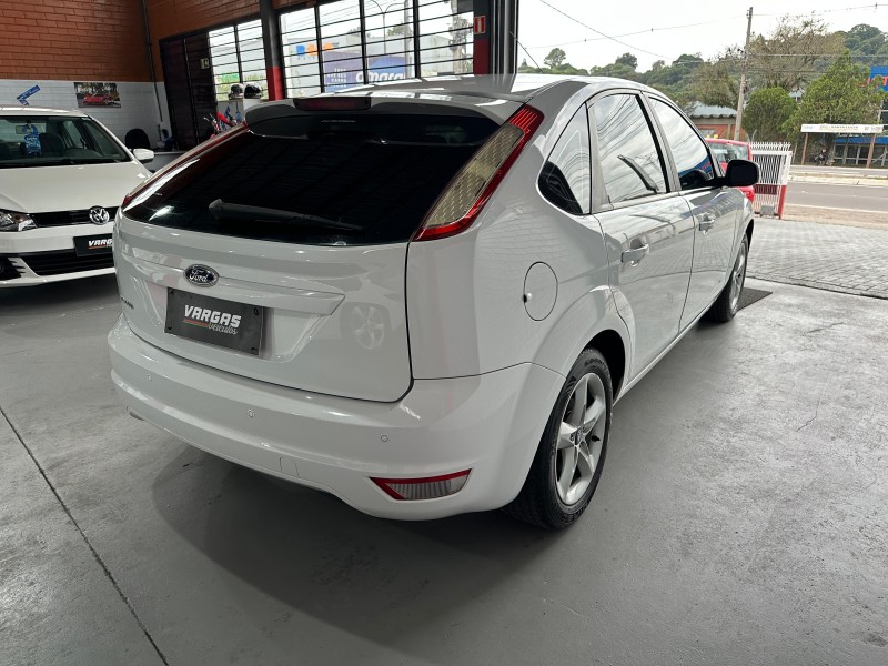 FOCUS 1.6 8V FLEX 4P MANUAL - 2012 - CAXIAS DO SUL