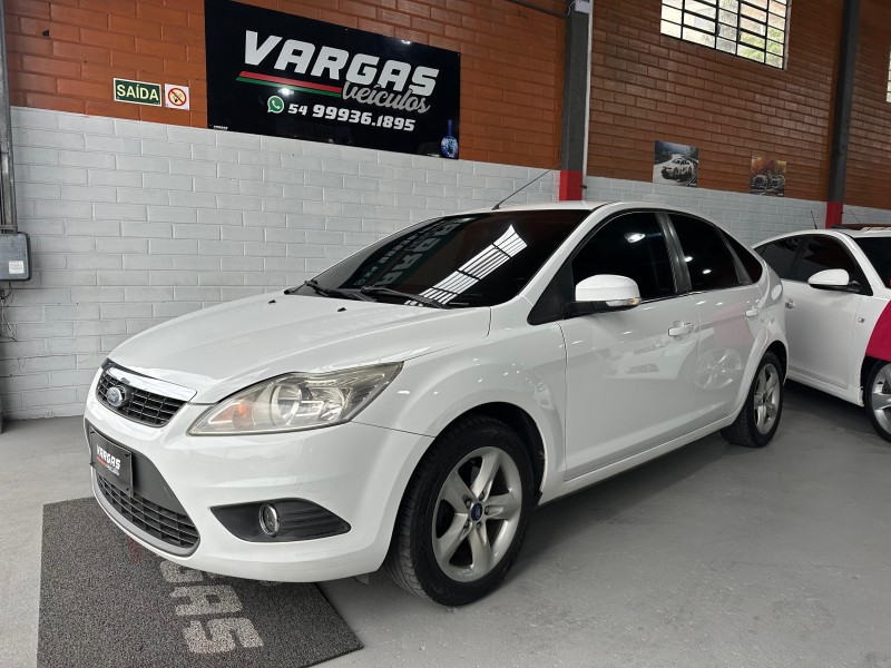 focus 1.6 8v flex 4p manual 2012 caxias do sul