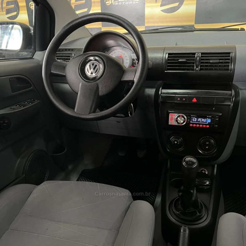 SPACEFOX 1.6 MI 8V FLEX 4P MANUAL - 2009 - PORTãO