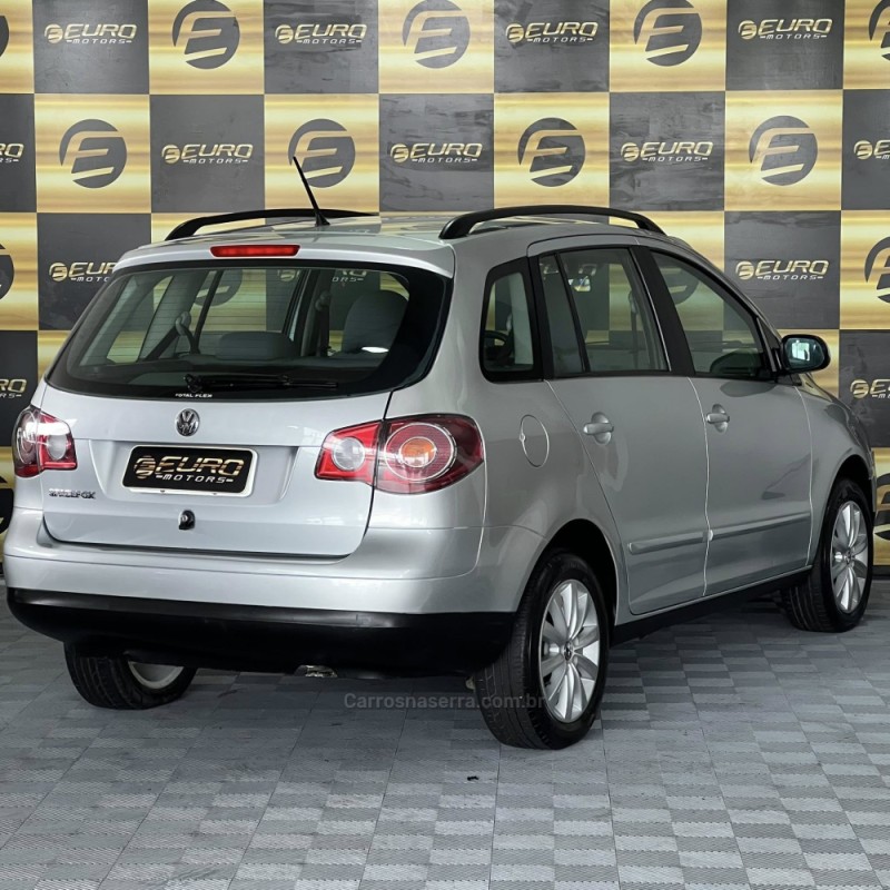 SPACEFOX 1.6 MI 8V FLEX 4P MANUAL - 2009 - PORTãO