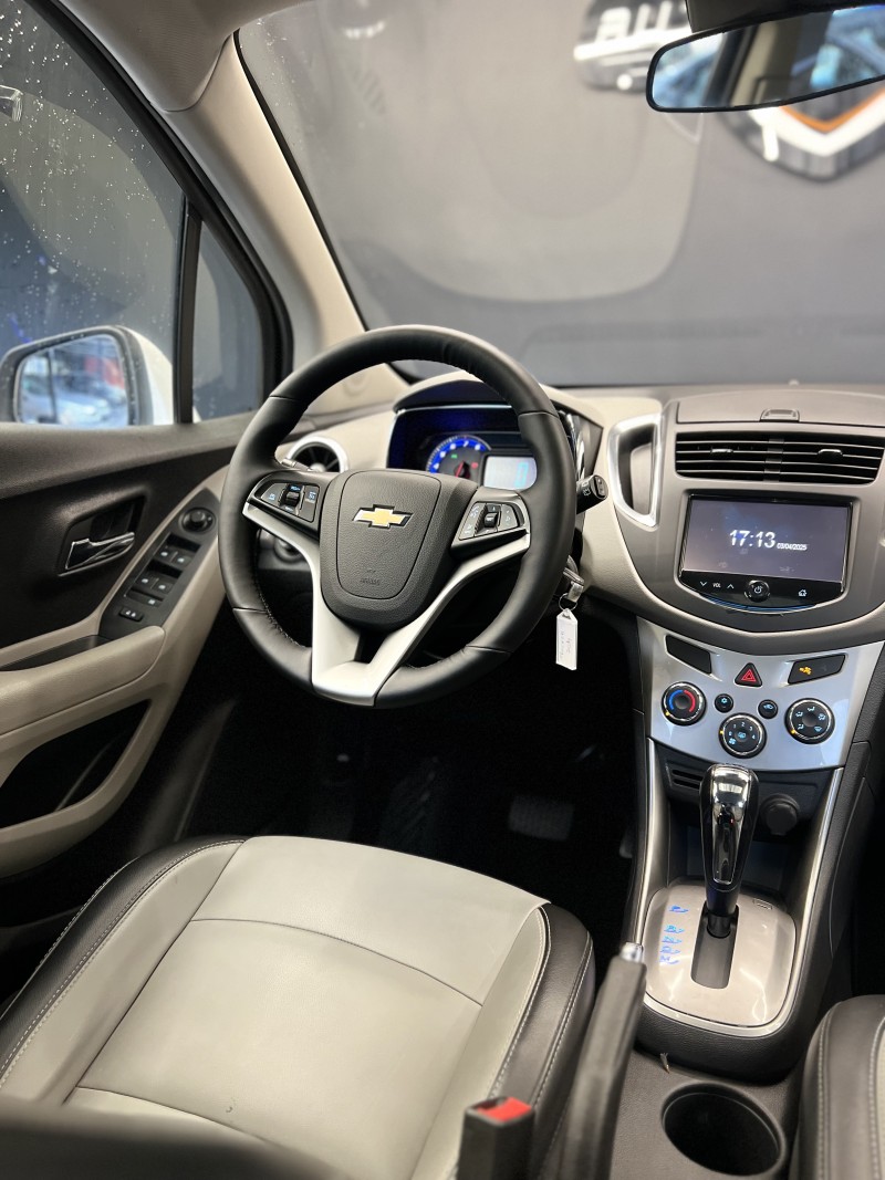 TRACKER 1.8 MPFI LTZ 4X2 16V FLEX 4P AUTOMÁTICO - 2014 - CAXIAS DO SUL