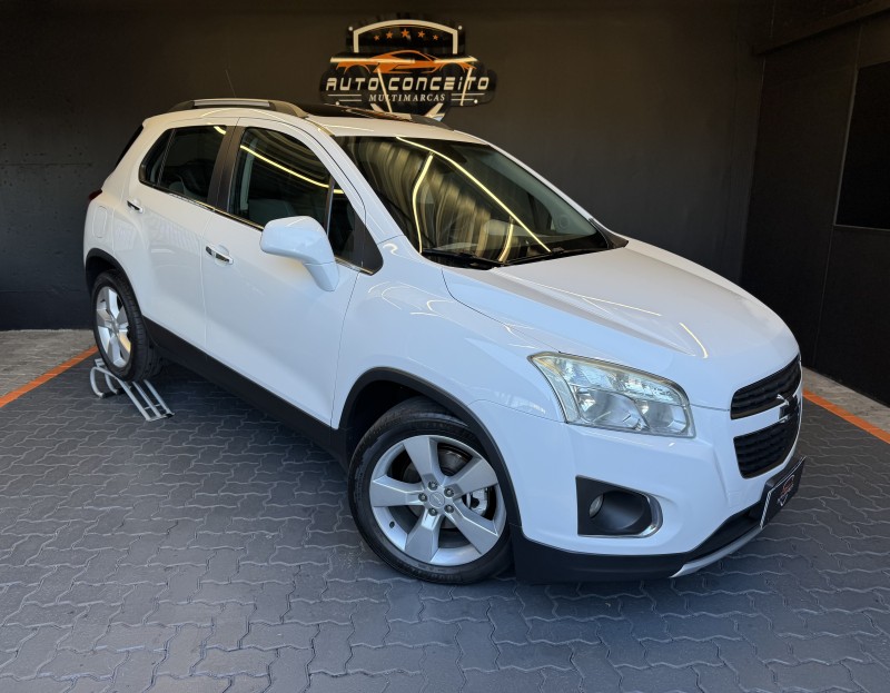 tracker 1.8 mpfi ltz 4x2 16v flex 4p automatico 2014 caxias do sul