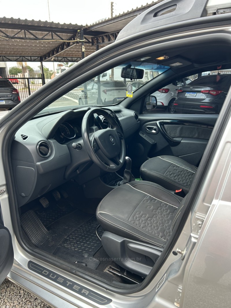 DUSTER OROCH 1.6 16V FLEX DYNAMIQUE 4P MANUAL - 2018 - CARAZINHO