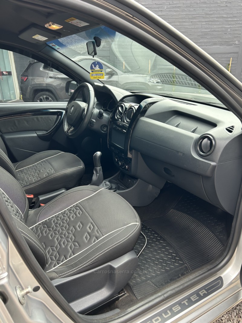 DUSTER OROCH 1.6 16V FLEX DYNAMIQUE 4P MANUAL - 2018 - CARAZINHO
