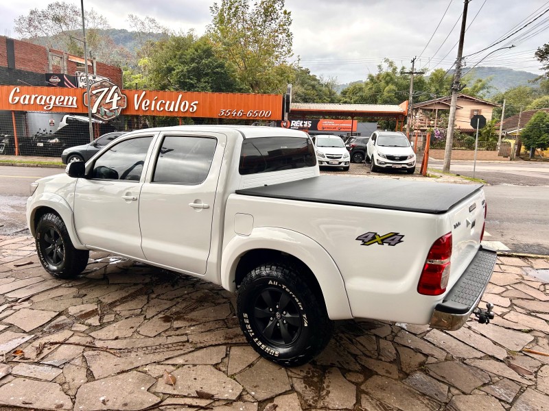 HILUX 2.7 SRV 4X4 CD 16V FLEX 4P AUTOMÁTICO - 2014 - TRêS COROAS